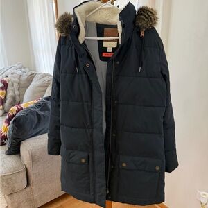 Roxy Navy Puffer Jacket with Faux Fur